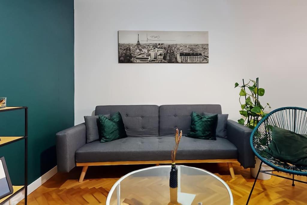 8 Personnes - 4 Rooms - 2 Salle De Bain - Metro 7 & 14 - Porte Italie - Private Car Park- Wifi Ле-Кримлен-Бисетр Экстерьер фото